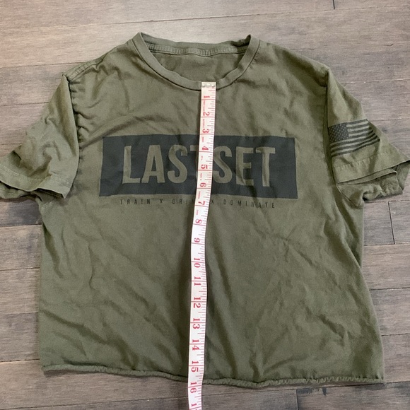 Last Set Co Cropped Army Green Shirt With Black Logo Women’s Small - Picture 3 of 6